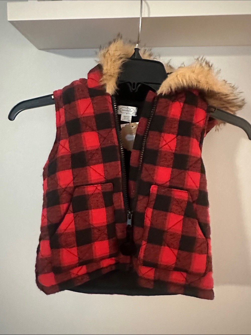 Mud Pie Red & Black Buffalo Plaid Quilted Vest with Faux Fur Hood. NWT.